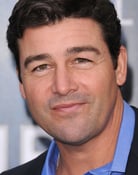 Kyle Chandler