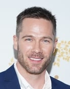 Luke Macfarlane